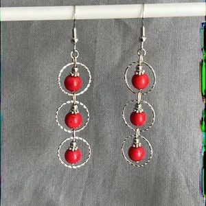 21284 coral dyed bamboo earrings